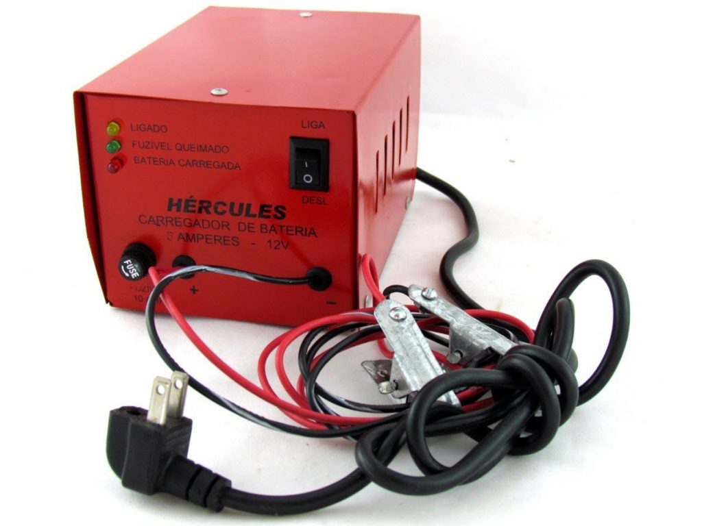 Como Recarregar a Bateria do Carro Usando Carregador