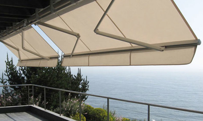 Dicas Para Escolher o Toldo Certo Para a sua Casa toldo com angulo para varanda