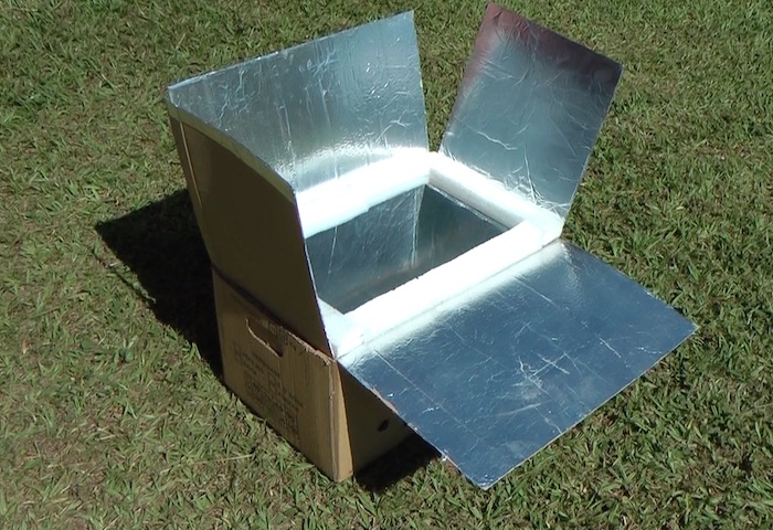 Como Fazer um FORNO SOLAR – DIY forno solar