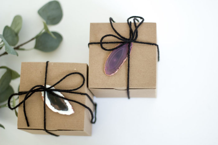 Como Dar um Toque Único e Auténtico na Hora de Embrulhar um Presente embrulahr presente