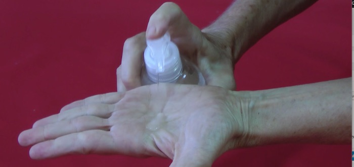 Álcool gel caseiro para as mãos alcool gel caseiro