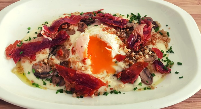 Com 1 ovo + 1 batata terá um jantar perfeito em menos de 1 hora