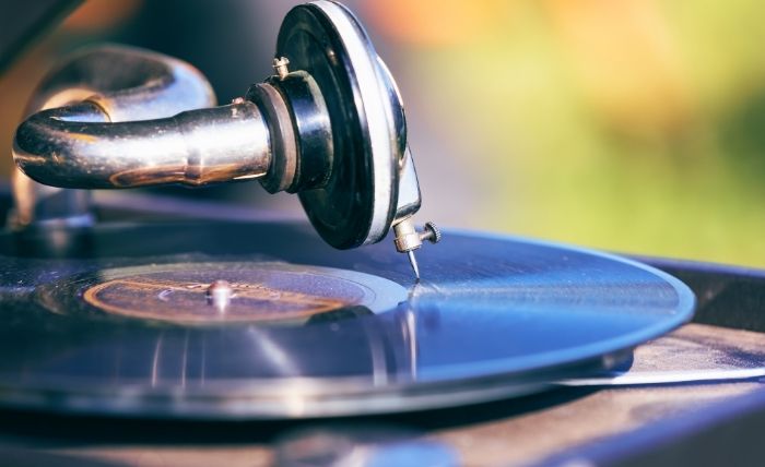 Como limpar disco de vinil? Saiba aqui! Como limpar disco de vinil? Saiba aqui!