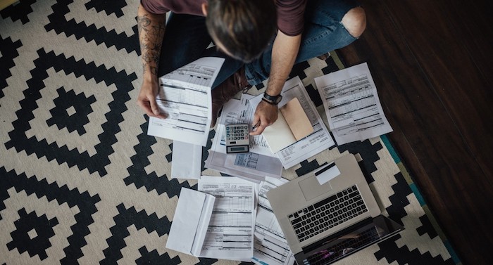 10 dicas para sair das dívidas